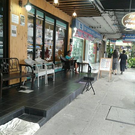 King Kong Hostel At Krabi town Extérieur photo