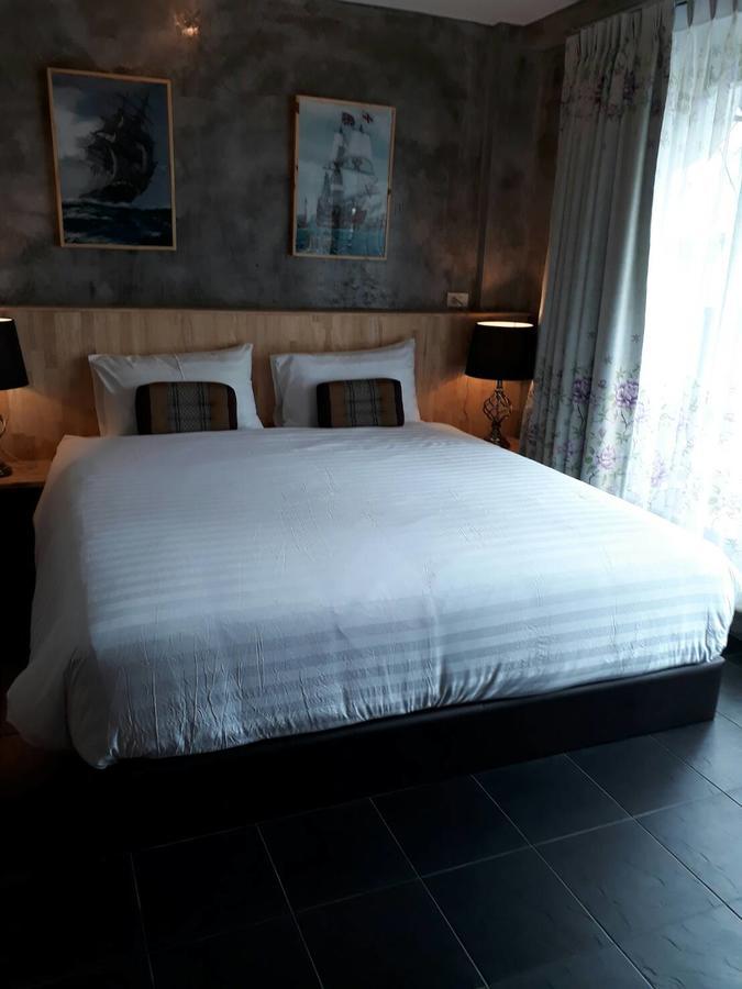 King Kong Hostel At Krabi town Extérieur photo