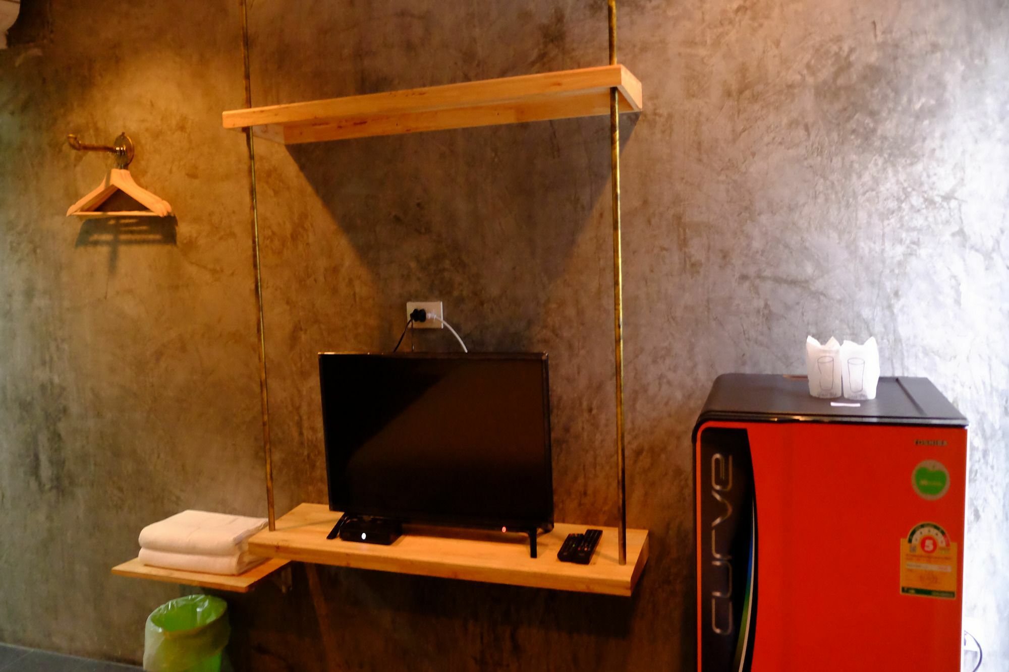 King Kong Hostel At Krabi town Extérieur photo